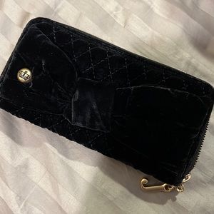 Juicy couture black velvet bow wallet